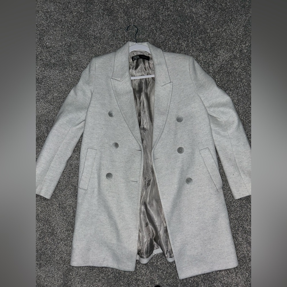 Zara Light Gray Double-Breasted Blazer